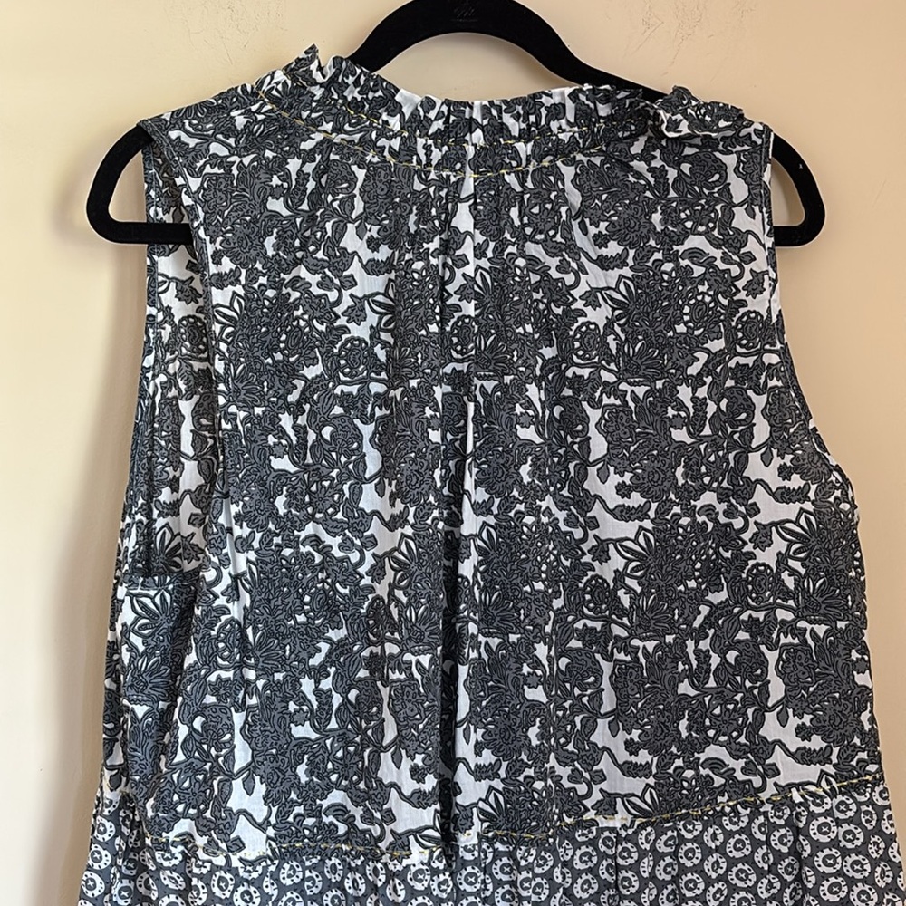 NWT Chelsea & Theodore Gray & White Patterned Sleeveless Tiered Midi Dress 3X/3T - Picture 8 of 11
